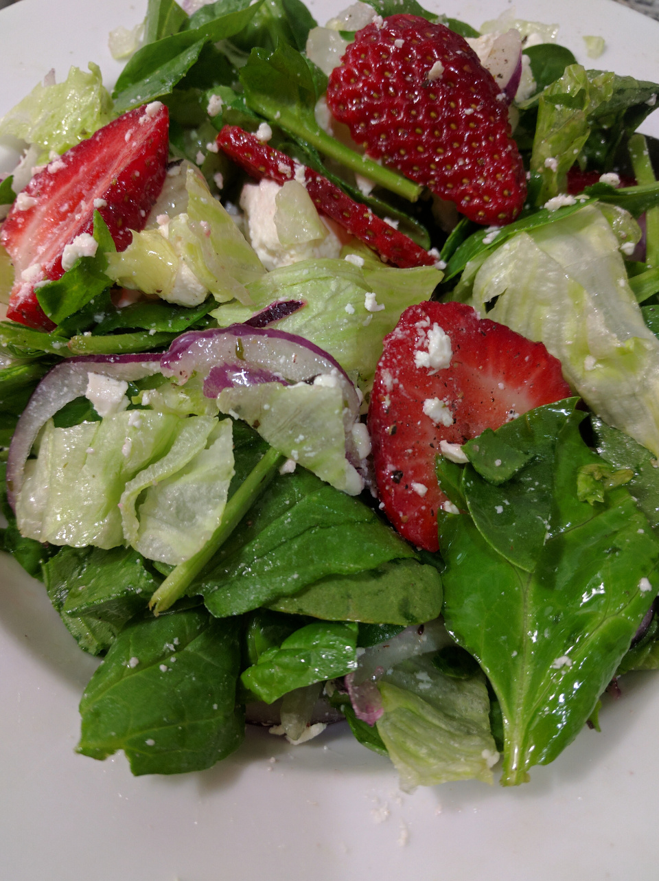 baby spinach with strawberries and feta
